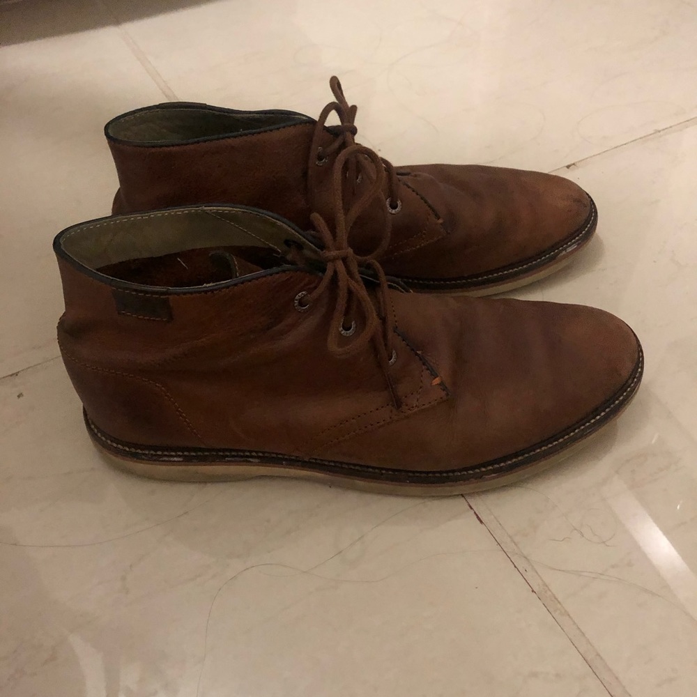 Lacoste Chukka boots - Picture 2 of 4